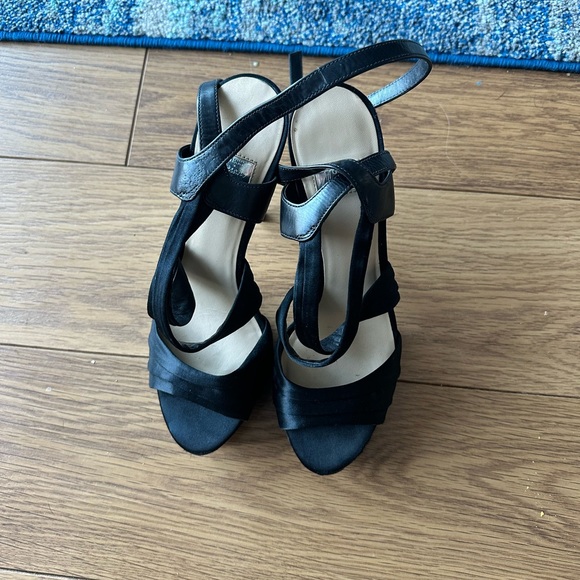 Guess by Marciano black sparkle open-toe heels - Picture 4 of 4